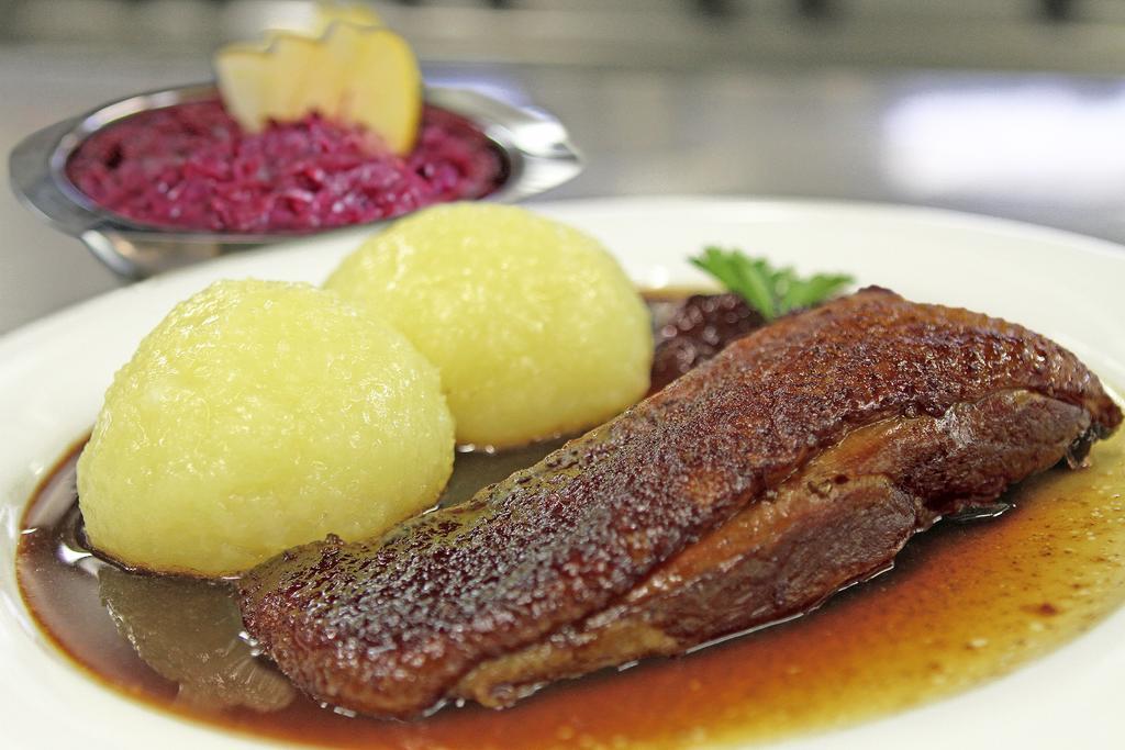 Grosch Brauhotel & Gasthof Rodental Bagian luar foto
